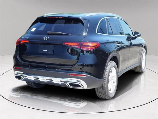 2025 Mercedes-Benz GLC 300 Base