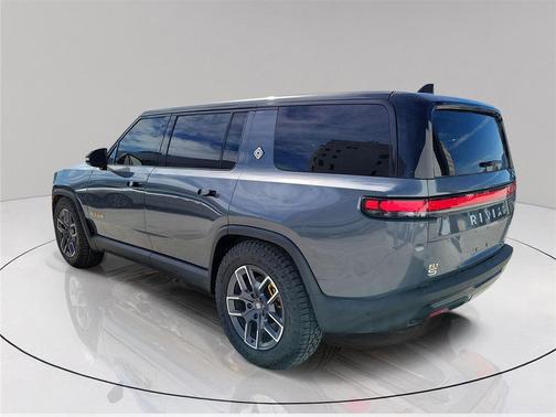 2023 Rivian R1S Adventure Quad Motor Large Pack