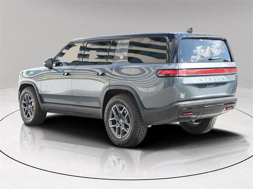 2023 Rivian R1S Adventure Quad Motor Large Pack