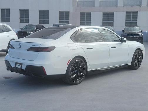 2024 BMW i7 eDrive50