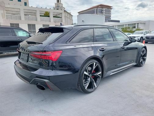 2021 Audi RS 6 Avant 4.0T quattro