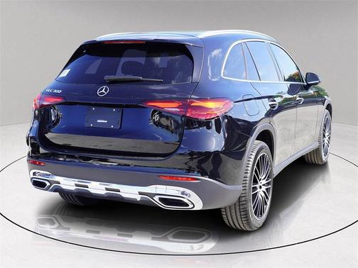 2025 Mercedes-Benz GLC 300 Base