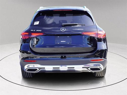 2025 Mercedes-Benz GLC 300 Base