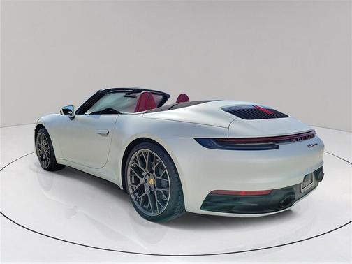 2024 Porsche 911 Carrera
