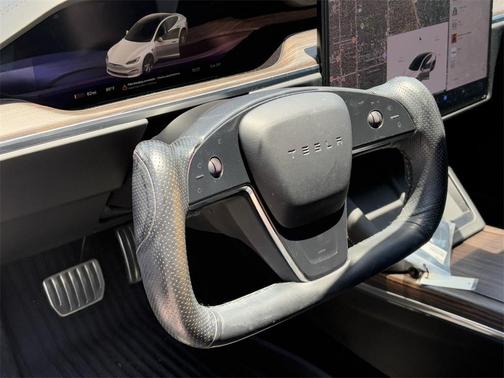 2022 Tesla Model S Base