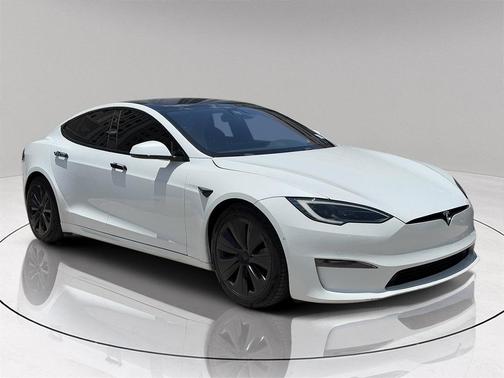 2022 Tesla Model S Base