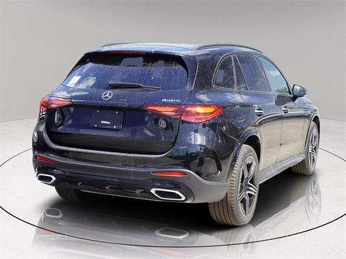 2025 Mercedes-Benz GLC 350e Base 4MATIC