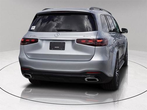 2026 Mercedes-Benz GLS 450