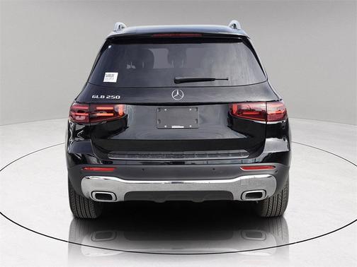 2026 Mercedes-Benz GLB 250 Base