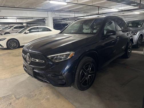 Nautical Blue Metallic 2023 Mercedes-Benz GLC 300 Base 4MATIC