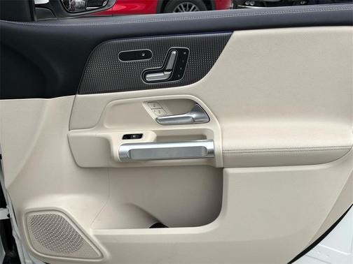 2022 Mercedes-Benz GLB 250 Base