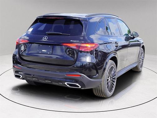 2025 Mercedes-Benz GLC 350e Base 4MATIC