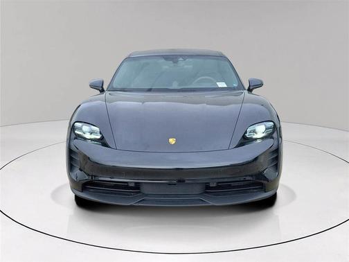 2022 Porsche Taycan GTS