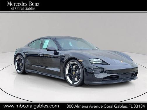 2022 Porsche Taycan GTS