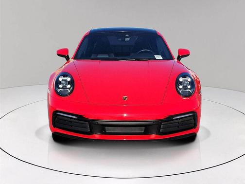 2020 Porsche 911 Carrera