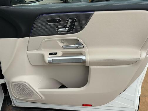 2022 Mercedes-Benz GLB 250 Base