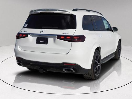 2026 Mercedes-Benz GLS 450 4MATIC