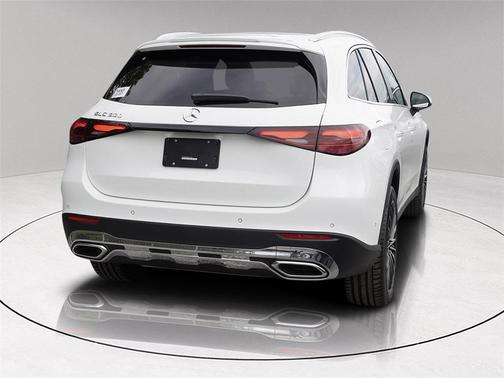 2026 Mercedes-Benz GLC 300 Base