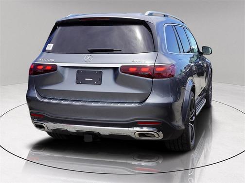 2026 Mercedes-Benz GLS 580 