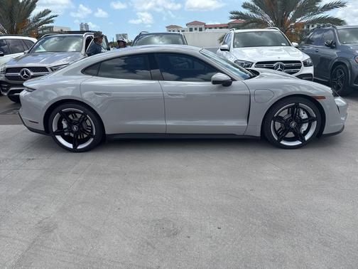 2021 Porsche Taycan Base