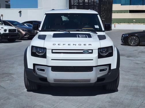 2024 Land Rover Defender P300