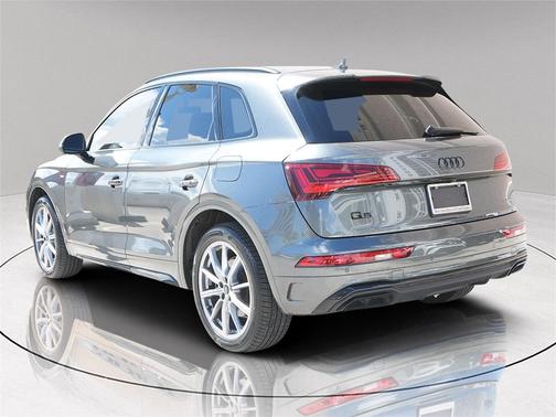 2023 Audi Q5 e 55 S line quattro Premium