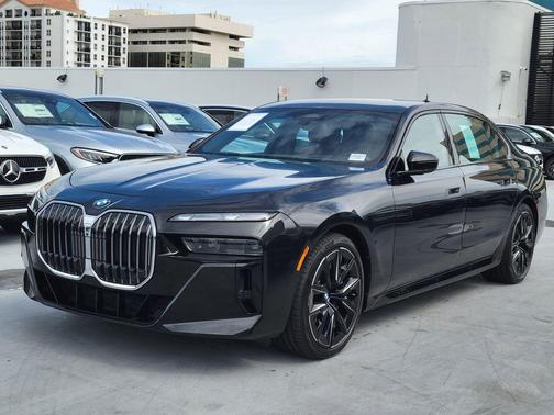 Black Sapphire Metallic 2024 BMW 760 760i xDrive