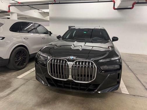 Black Sapphire Metallic 2024 BMW 760 760i xDrive
