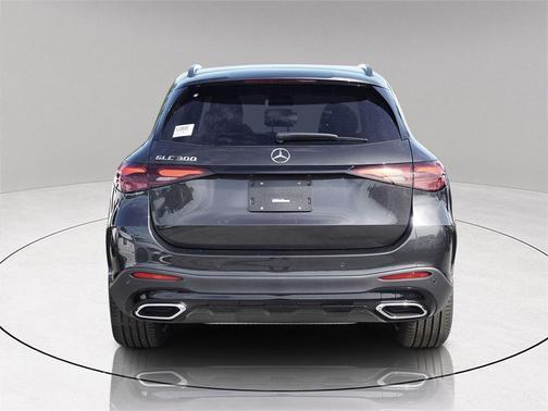 2026 Mercedes-Benz GLC 300 Base
