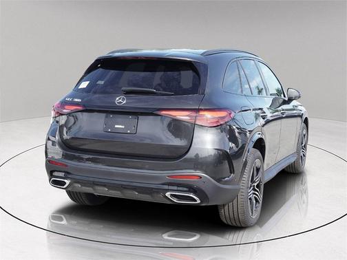 2026 Mercedes-Benz GLC 300 Base