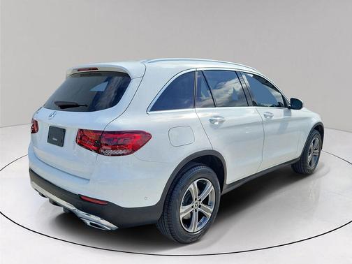 White 2022 Mercedes-Benz GLC 300 Base