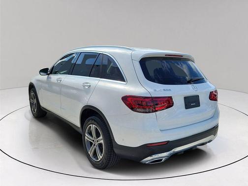 White 2022 Mercedes-Benz GLC 300 Base