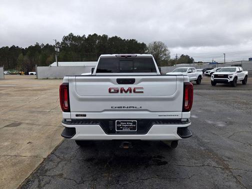 2022 GMC Sierra 2500 Denali