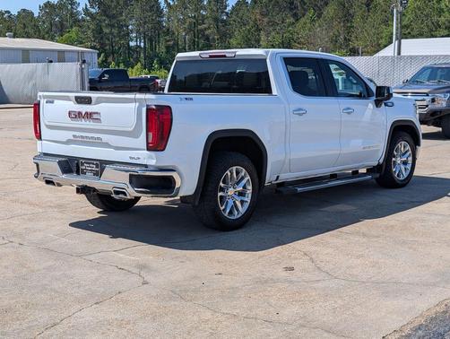 Summit White 2021 GMC Sierra 1500 SLT