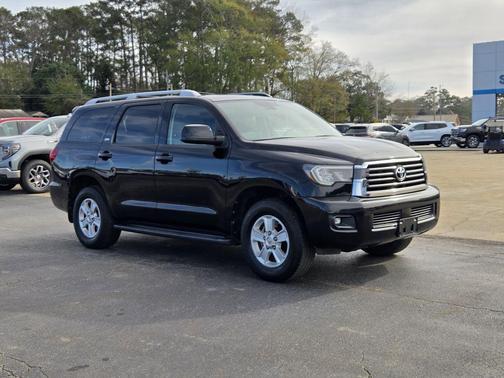 2019 Toyota Sequoia SR5