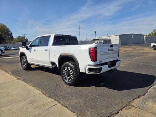 2024 GMC Sierra 2500 Denali Ultimate