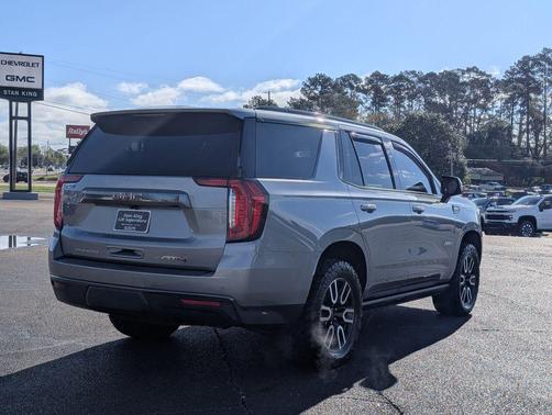 2023 GMC Yukon 4WD AT4