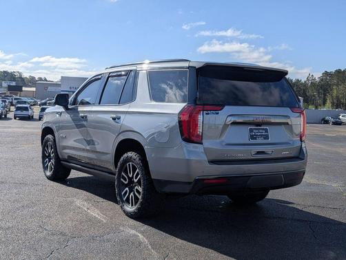 2023 GMC Yukon 4WD AT4