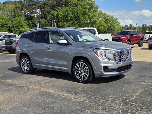 2024 GMC Terrain Denali