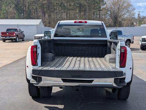 2024 GMC Sierra 3500 SLE