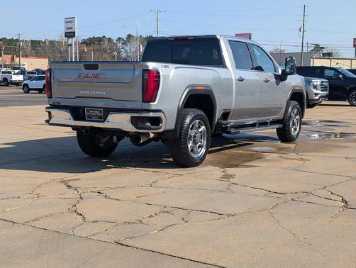2025 GMC Sierra 3500 SLT