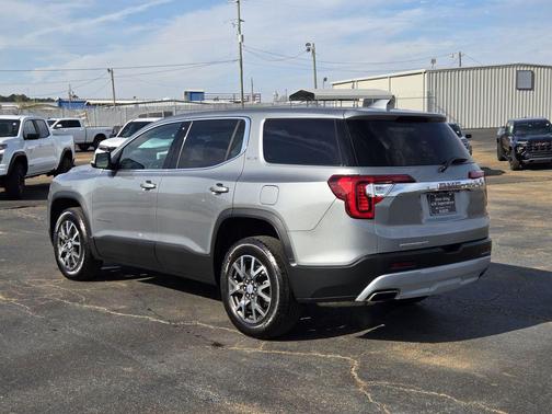 2023 GMC Acadia FWD SLE