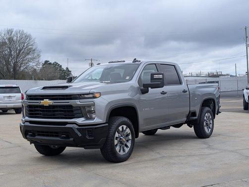2026 Chevrolet Silverado 2500 Custom