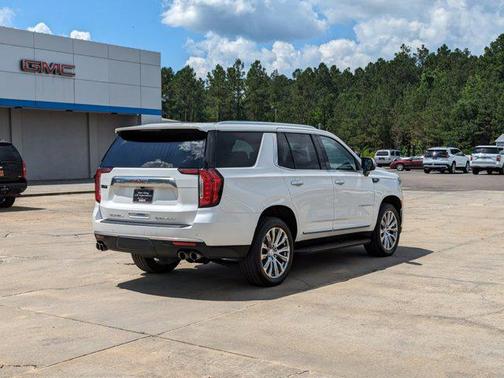2022 GMC Yukon Denali