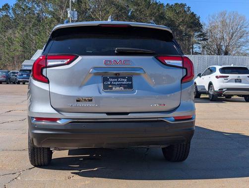 2024 GMC Terrain AWD AT4