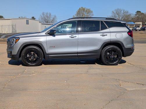 2024 GMC Terrain AWD AT4