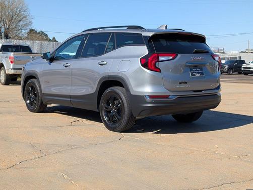 2024 GMC Terrain AWD AT4