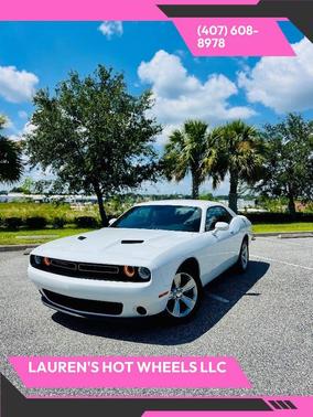 2022 Dodge Challenger SXT