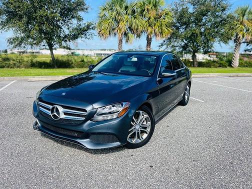 2015 Mercedes-Benz C-Class C 300 4dr Sedan