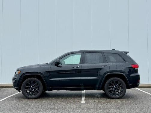 2018 Jeep Grand Cherokee LAREDO